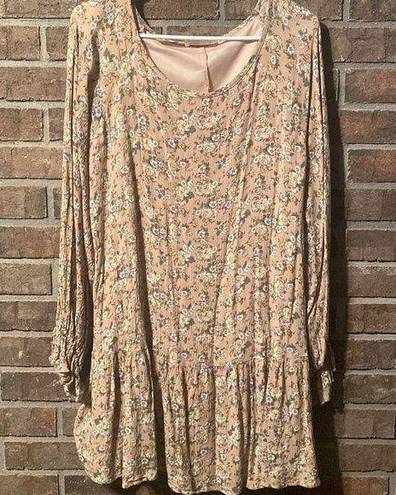 Peach Love California Super cute floral long sleeved tunic