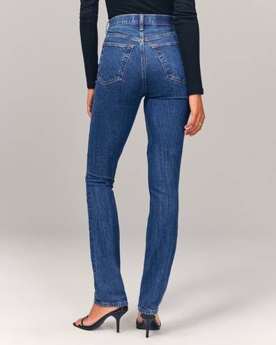 Abercrombie & Fitch Ultra High Rise 90s Slim Straight Jean