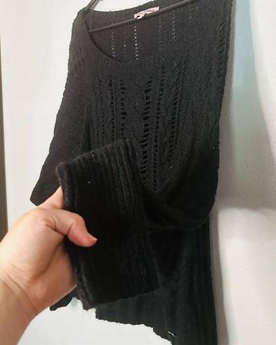 Juicy Couture Vintage  Black Long Sleeve Crewneck Cable Knit Sweater size Medium