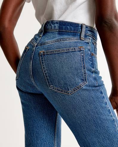 Abercrombie & Fitch Abercrombie The ‘90s Relaxed Jean High Rise