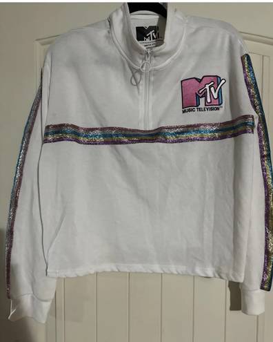 MTV Brand Vintage 2019 MTV  Juniors 15/17 Long Sleeve Cropped Shirt NWT