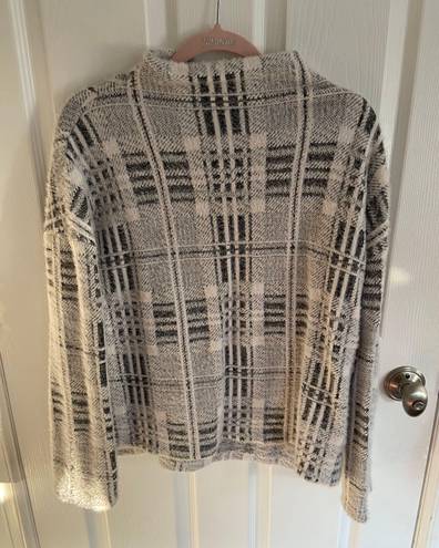 Plaid Mock Neck Sweater Gray Size L