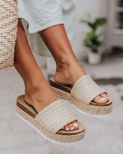 Soda Raffia Strap Wedge