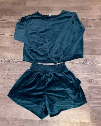 Old Navy Two Piece Lounge Set