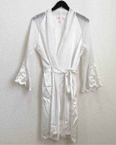 Oscar de la Renta Vintage  White Satin/Sheer Bell Sleeve Appliqué Wedding Robe