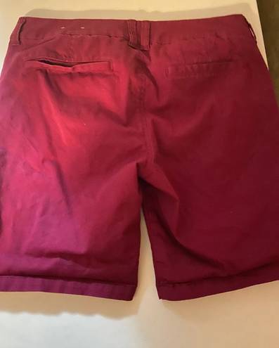 Bermuda Maroon Size 12  Shorts