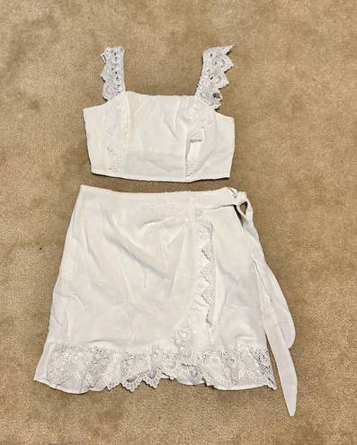 White Two Piece Skirt Top Set Size 6