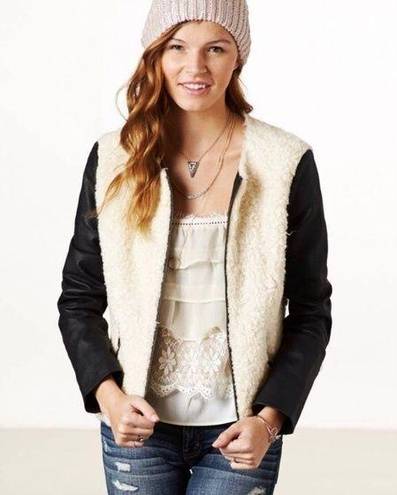 American Eagle  Black Faux Leather & Sherpa Jacket Small