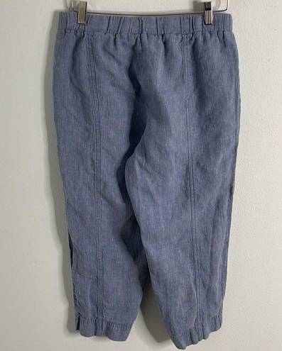 Ellen Tracy  linen Capri pants.  Size medium. Cute front pockets.