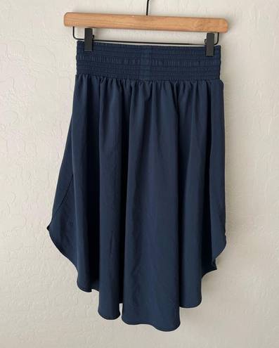 Lululemon  everyday skirt navy blue 6