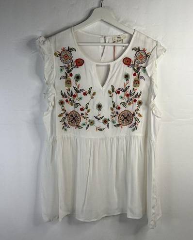 Umgee  Plus Sz 1X Top Babydoll Floral Embroidered Ruffle Sleeveless Keyhole Front