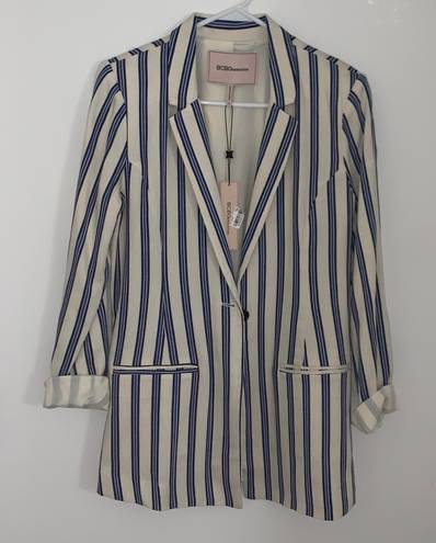 BCBGeneration BCBGMAXAZRIA Blue Blazer