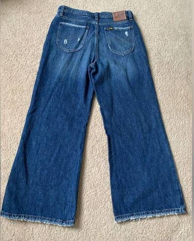 Lee VTG  Distressed Dark Wash Hippie Flare Mom Jeans Size 30/8