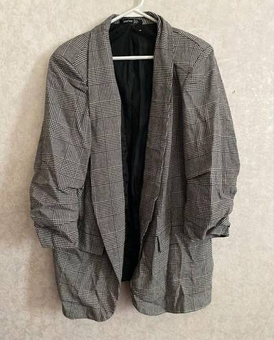 Boohoo  women’s size 20 blazer