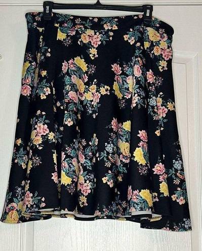 JC Penny Pre loved Floral Boutique + Plus Size 1X Made by Ashely Nell Tipton Good Cond.