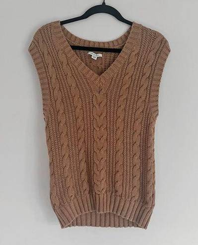 American Eagle  brown cable knit sweater vest