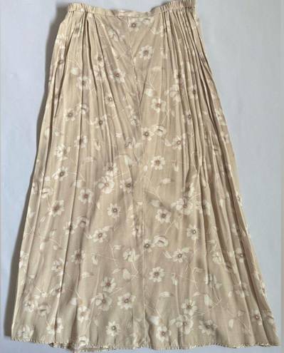 Krass&co New York Clothing . Maxi Floral Skirt Beige