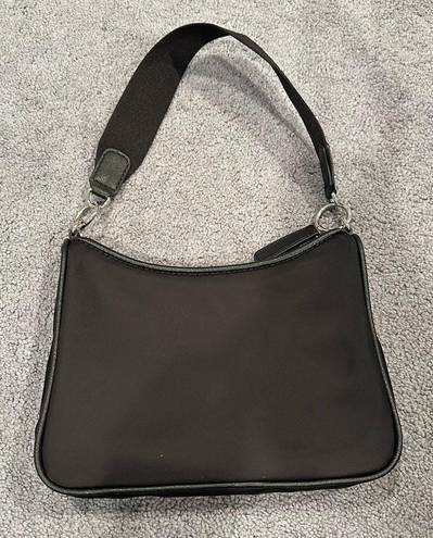 Guess Shoulder Bag