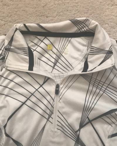 Xersion White + Black Athletic Quarter Zip Long Sleeve