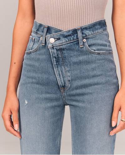 Abercrombie & Fitch Abercrombie The 90s Straight Ultra High Rise Jeans