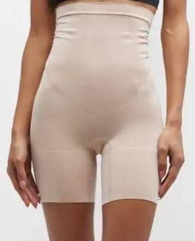 Spanx  High-Waisted Mid-Thigh Shorts Women's Medium Soft Nude NWOT