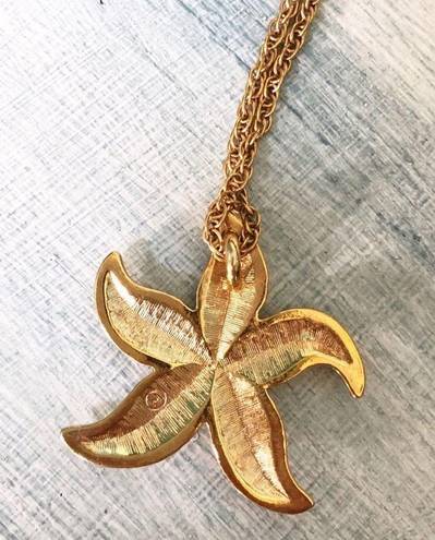 Starfish Necklace Gold