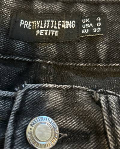 Pretty Little Thing baggy jeans