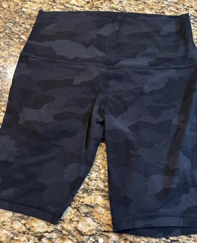 Lululemon Biker Shorts 6”