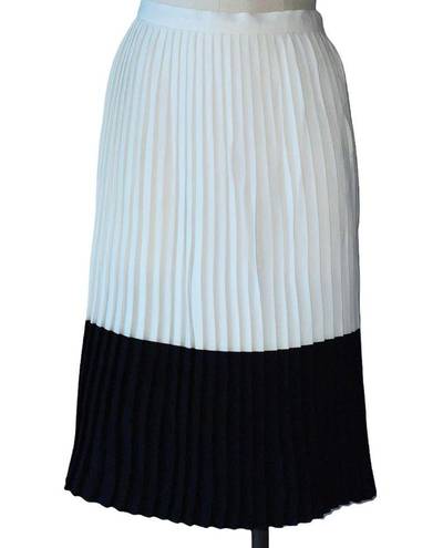 Rachel Zoe NWOT  Pleated ColorBlock Mini Skirt White Black Large