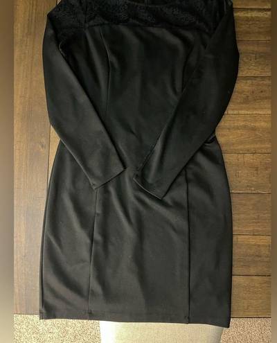 Jessica Simpson  formal black