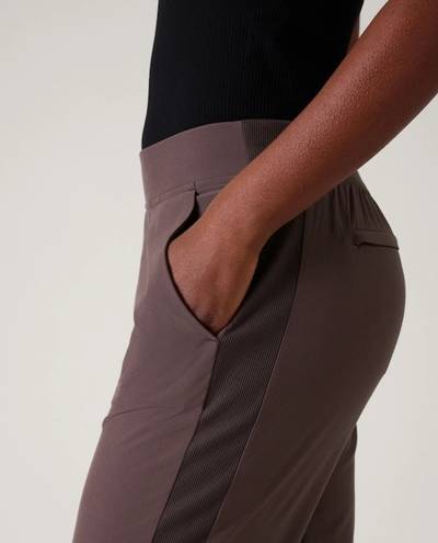 Athleta Brooklyn Mid Rise Ankle Pants in Shale