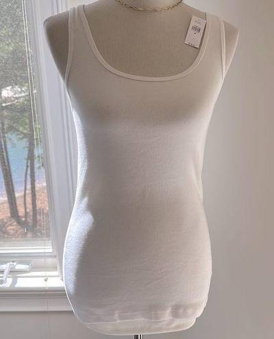 Gap  White Modern Tank, Size Medium, NWT