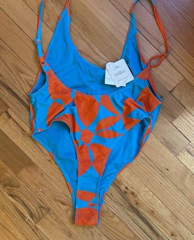 Fabletics  new blue and orange cheeky bathing suit size large