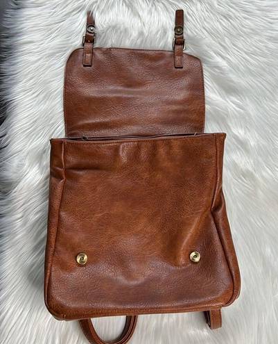 Krass&co Jen &  Brown Leather Flap Over Backpack