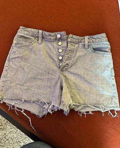 Universal Threads Shorts