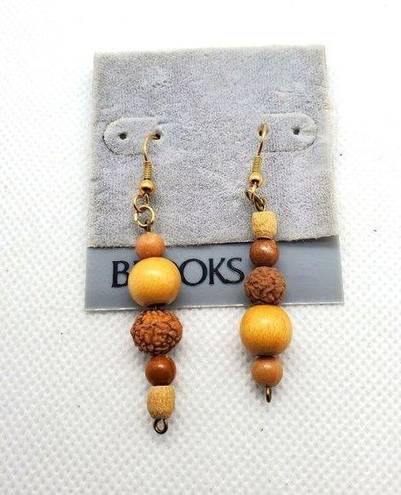 Brooks Vintage  Wooden Beaded Dangling Earrings