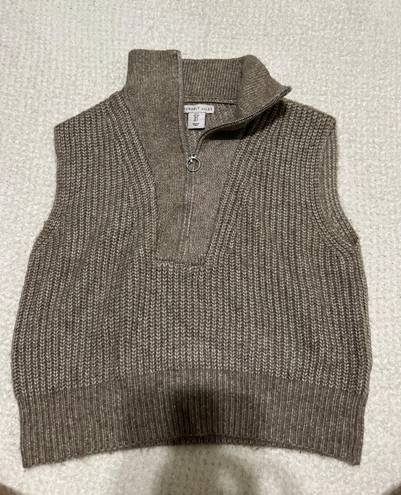 Sweater Vest Size M