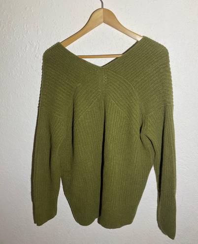 Vince . Overlap V-neck Tunic In Heather Botanica Long Sleeve Knit Top ( S )