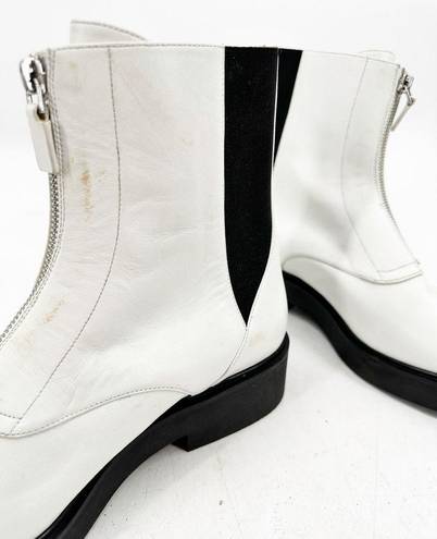 Stuart Weitzman  Lodge Zip White Leather Bootie Size 8B