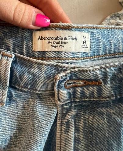 Abercrombie & Fitch Short