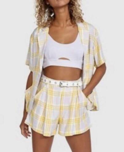 RVCA  SZ 27 Downer Shorts Yellow Plaid Pleated Front Pockets High-Rise Zip-Fly