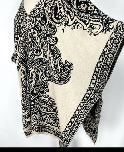 Flying Tomato Womens Paisley Patterned Poncho Sweater Size S/M Tan Black Top