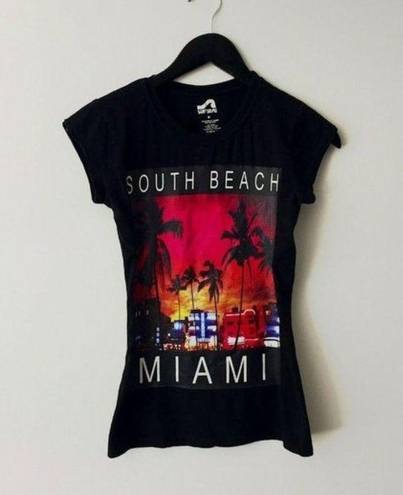 Surf Style  South Beach T Shirt Casual Sport Fitness Active Cotton Blend Tee S