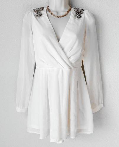 A'Gaci Off White Long Sleeve Flowy Ruffle Rhinestone Beaded Romper Dress Size S