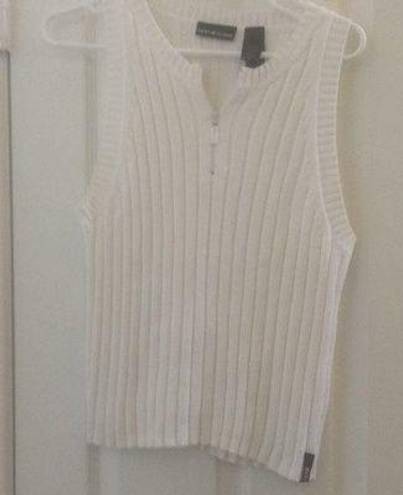 DKNY Ladies  jeans rib knit top large