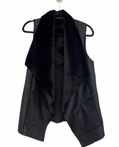 Krass&co ISDA &  Faux Fur Asymmetrical Vest Black vest