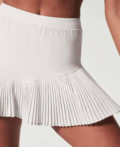 Spanx Yes, Pleats Skort in light cloudy grey Pleated Tennis Skirt