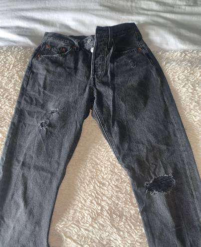 Levi’s Black Jeans