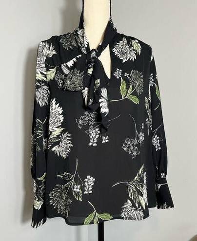 Who What Wear  women's black green floral print tie neck long sleeve blouse