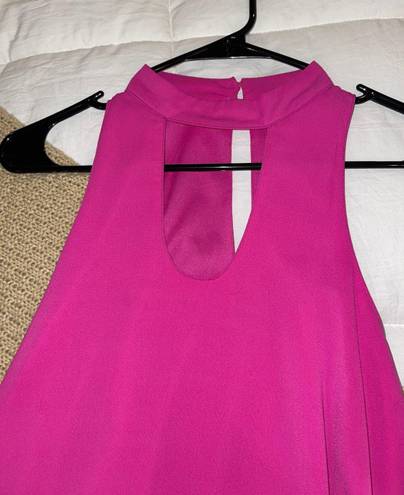 TCEC neon pink dress